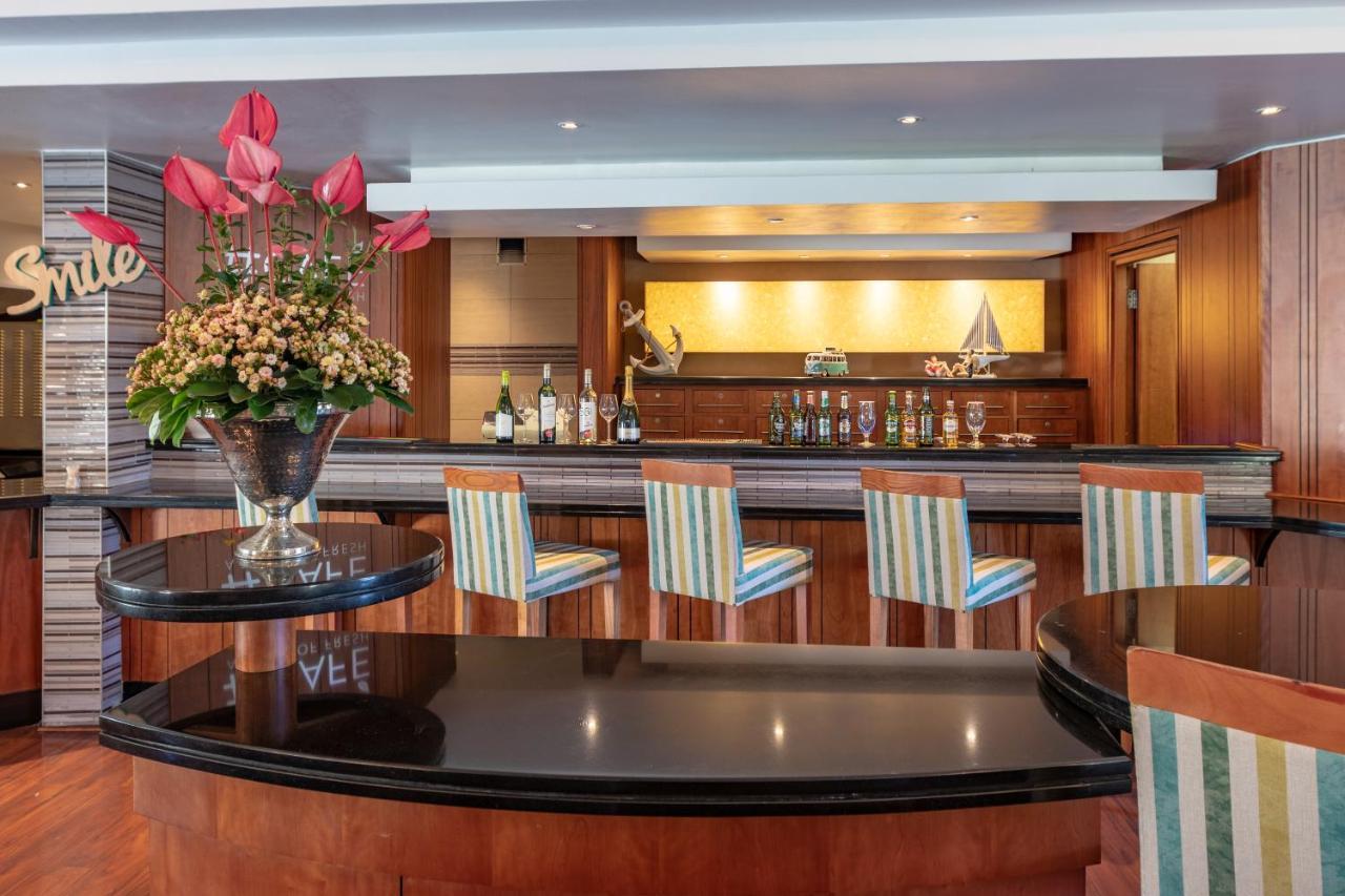 City Lodge Hotel Durban Bagian luar foto