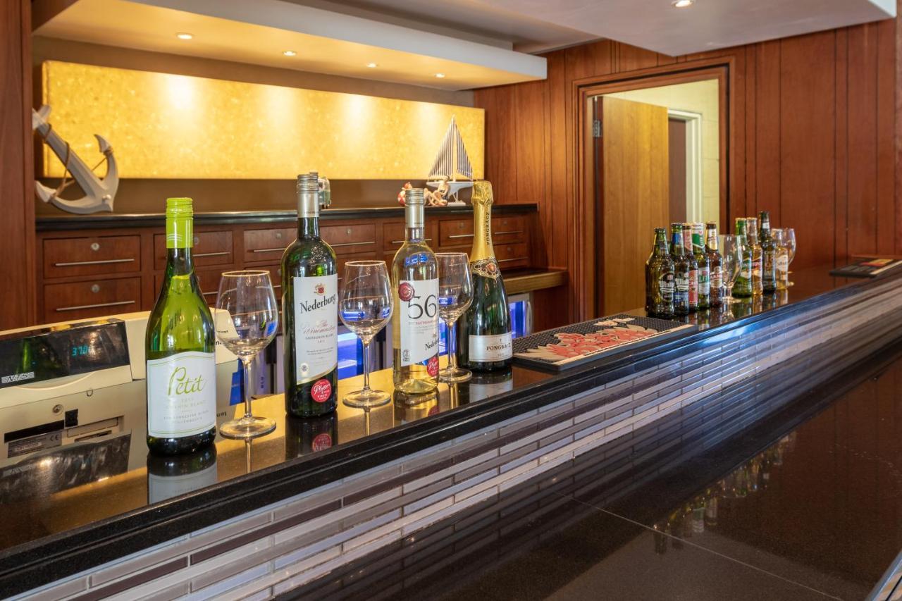 City Lodge Hotel Durban Bagian luar foto
