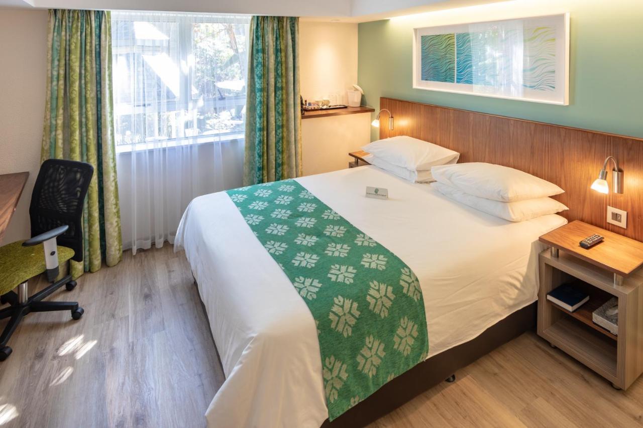 City Lodge Hotel Durban Bagian luar foto