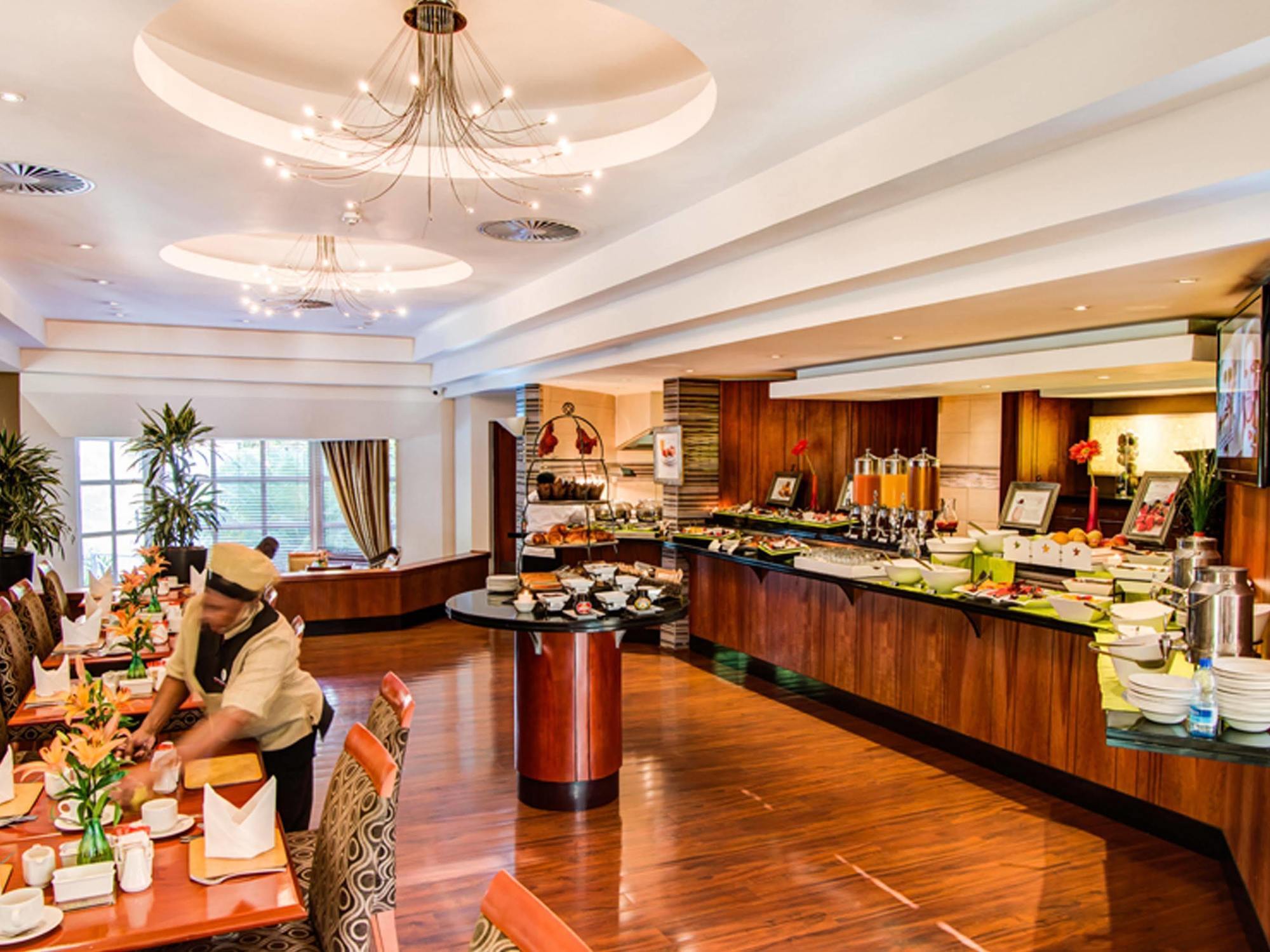 City Lodge Hotel Durban Bagian luar foto