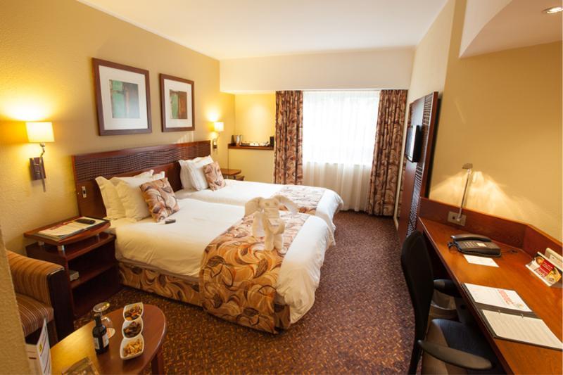City Lodge Hotel Durban Bagian luar foto